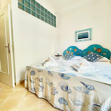 Pgs Immobiliare Srls Casa Gioia Bilocale In Centro Storico La Maddalena La Maddalena (Sassari)