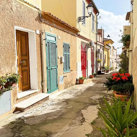 Appartement Pgs Immobiliare Srls Casa Gioia Bilocale In Centro Storico La Maddalena